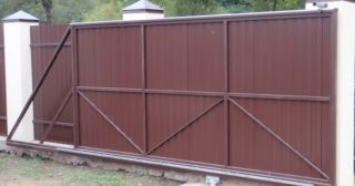 Купить откатные ворота из профнастила Кызыл, цена от 1800 руб.